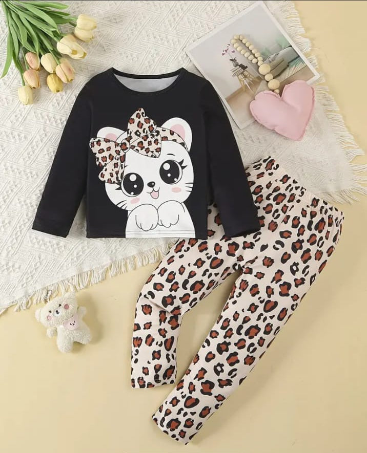 Black Cute Kitty with Cheetha Pajama Printed The Ultimate Kids Sleep Suit (OM-377)