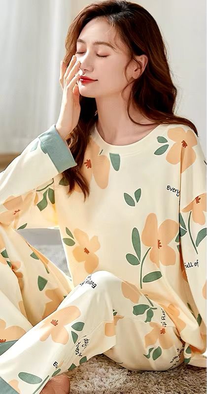 Flowers Printed  Full Sleeves The Ultimate Dream Wear Sleep Suit (OM-99)